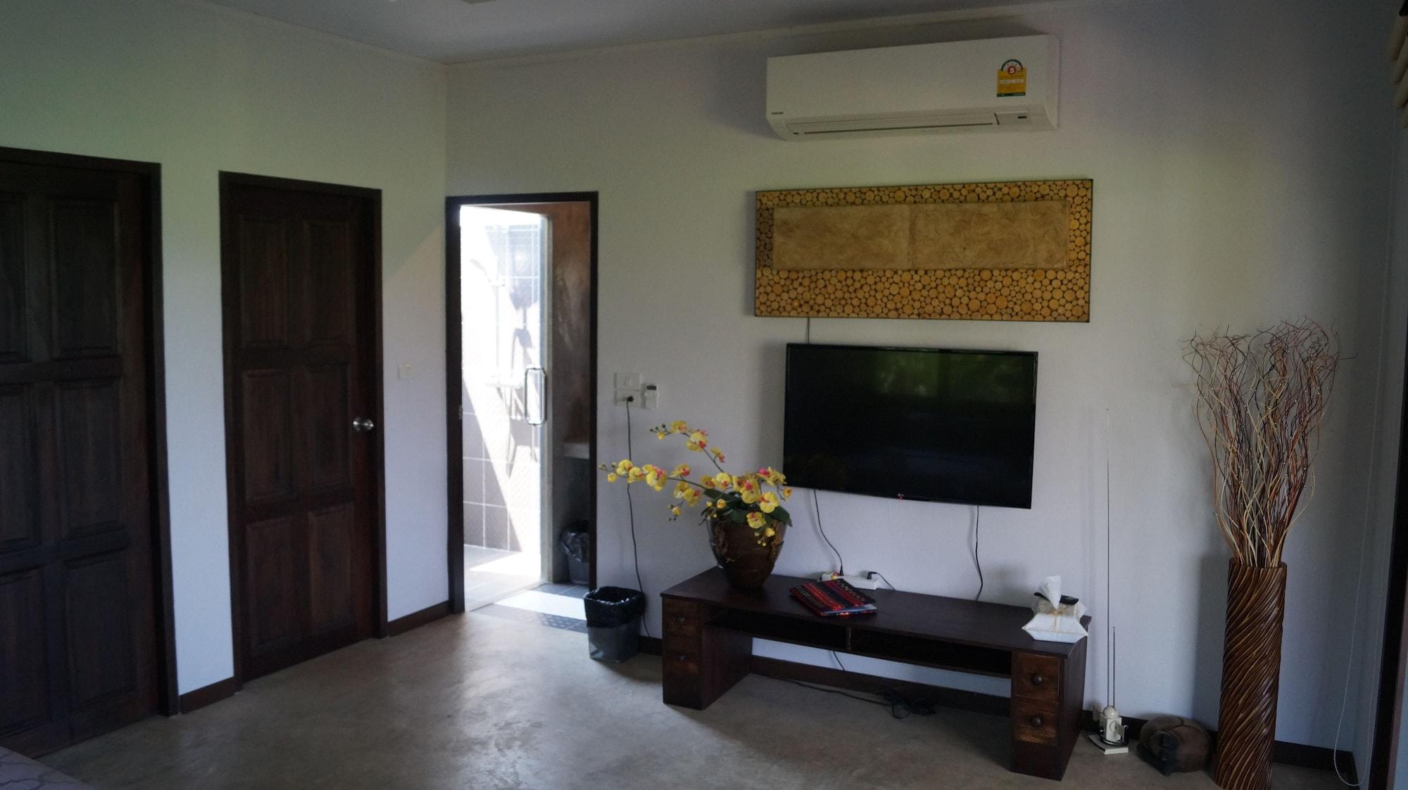 Baan Chai Thung Resort Doi Saket Exterior photo